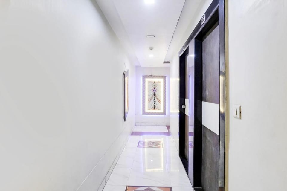 Hotel O Vanya Palace Hotel in Ahmedabad