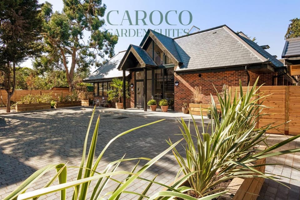 Westciti Caroco Aparthotel Hotel in Croydon
