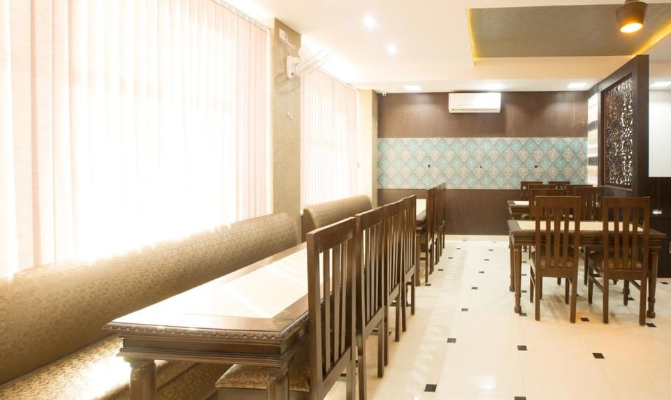 Vibhav Grand Hotel in Uttarakhand