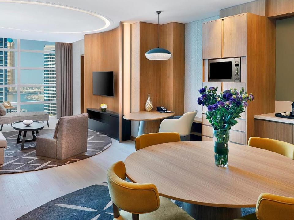 DoubleTree by Hilton Dubai Business Bay Hotel in Dubai