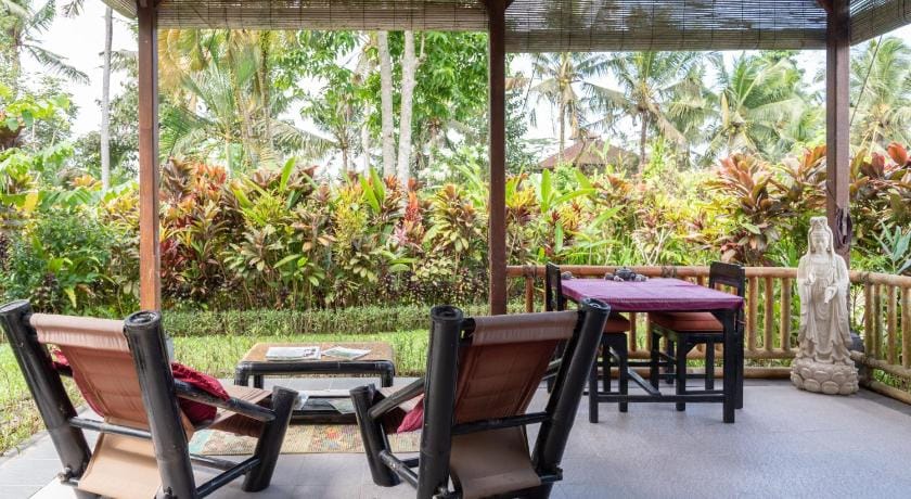 Bali Firefly BnB Bed and Breakfast in Abiansemal