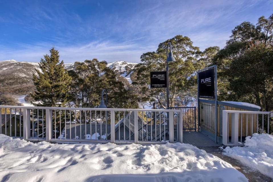 Pure Chalet Thredbo Hotel in Thredbo