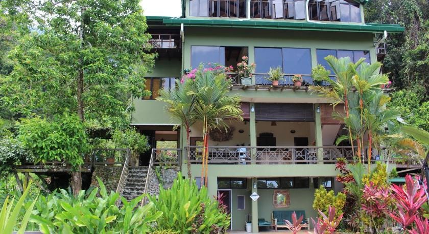 Nanga Damai Homestay Bed and Breakfast in Kuching