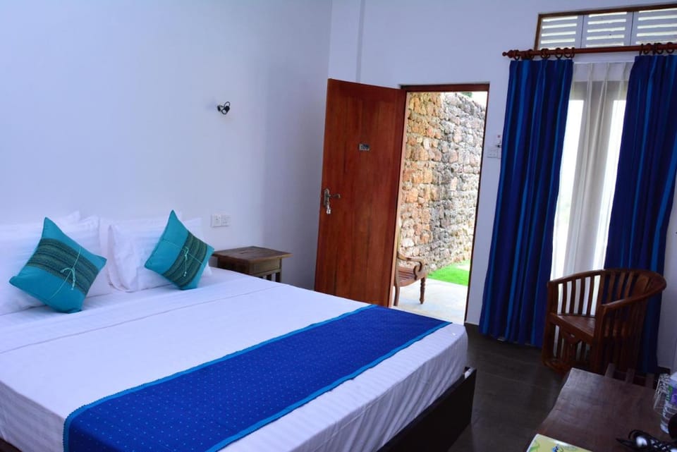 Paradise Forest Garden Bed and Breakfast in Central Province