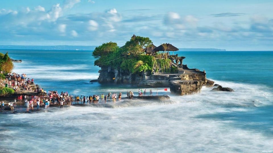 Mawar Estate by Villas Direct Bali Villa in North Kuta