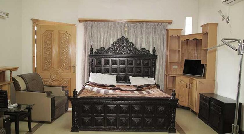 Butt Lodges 3 Hotel in Islamabad