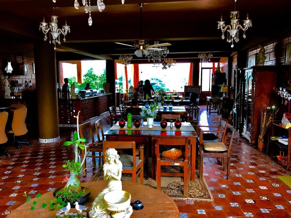 Golden Lotus Bed and Breakfast in Bengaluru