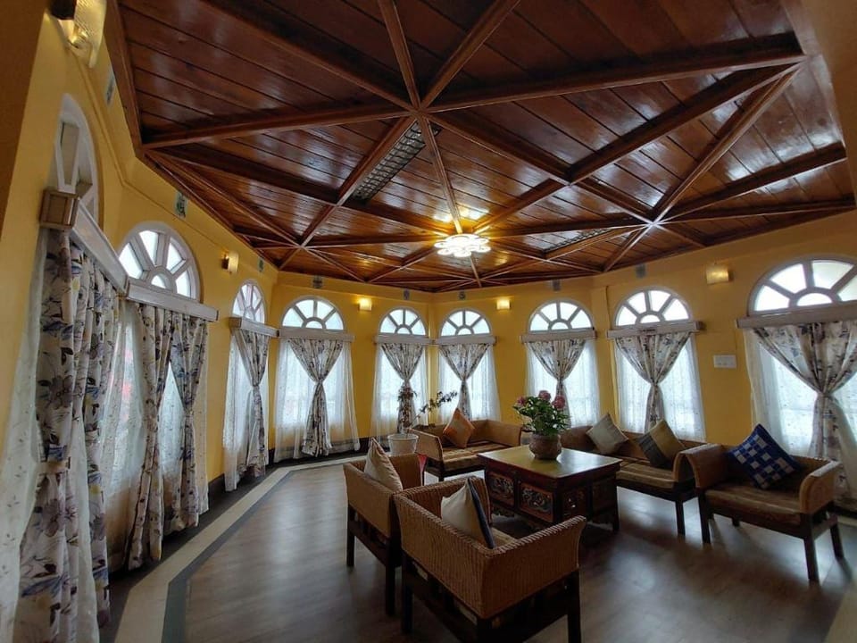 Pemaling Lords Inn Dirang Hotel in India