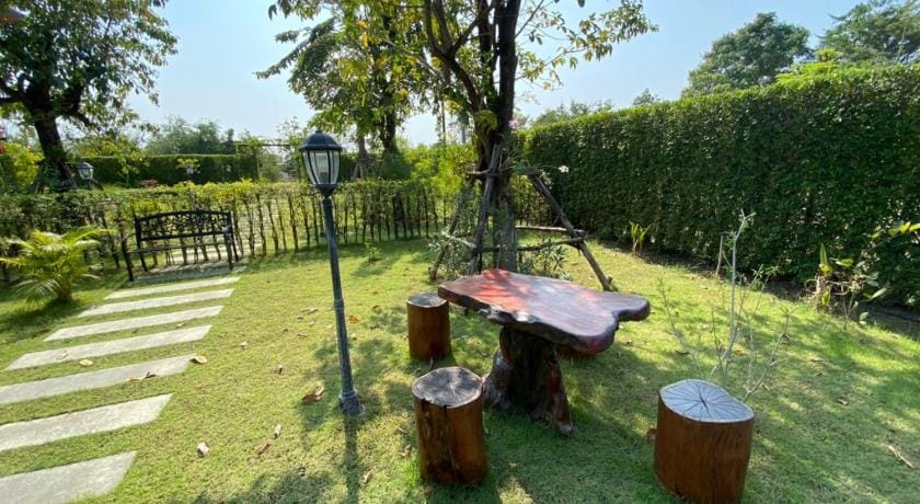 BaanPloen Hotel in Nong Kae