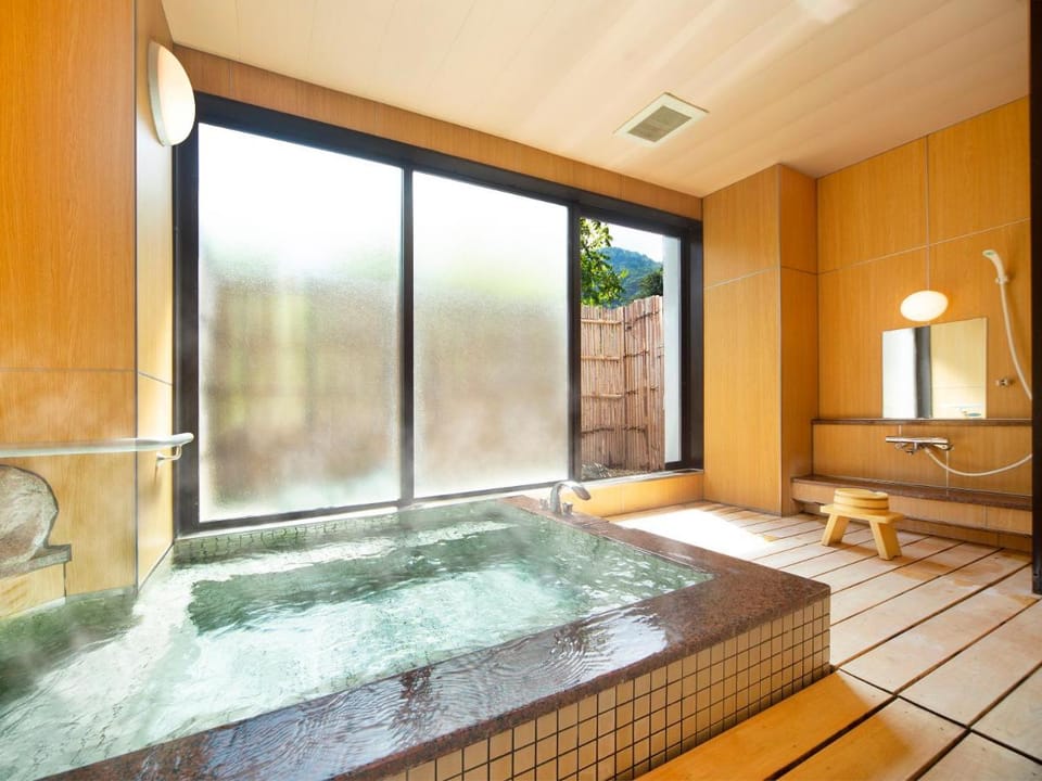 Ooedo Onsen Monogatari Unazuki Grand Hotel Ryokan in Japan