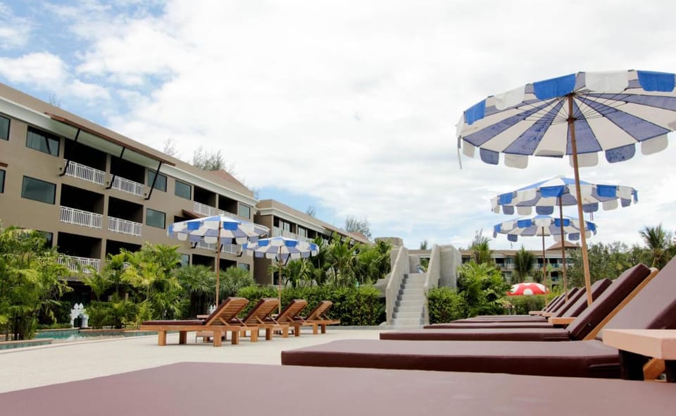 Maikhao Palm Beach Resort Hotel in Mai Khao