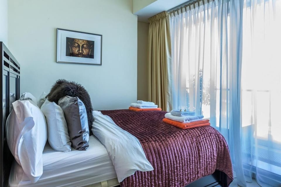 Sama Sama - Ocean Heights Apartment in Dubai