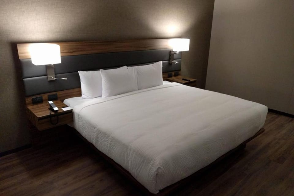 AC Hotel by Marriott Santa Fe Hotel in Mexico City