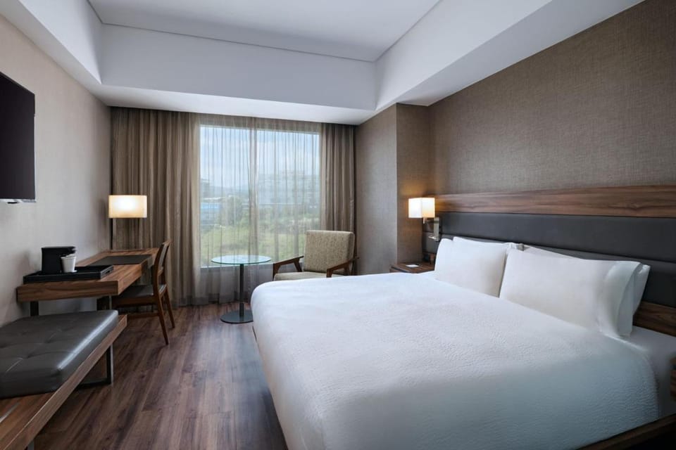 AC Hotel by Marriott Santa Fe Hotel in Mexico City
