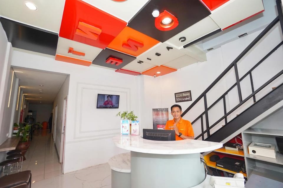 Front One Budget Hotel Tirtonadi Solo Capsule hotel in Special Region of Yogyakarta