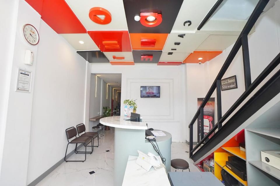 Front One Budget Hotel Tirtonadi Solo Capsule hotel in Special Region of Yogyakarta