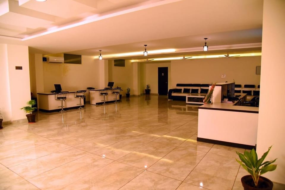 Hotel Holiday Hill Hotel in Rishikesh