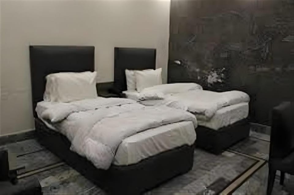 Safari hotel Jail Road Hotel in Lahore