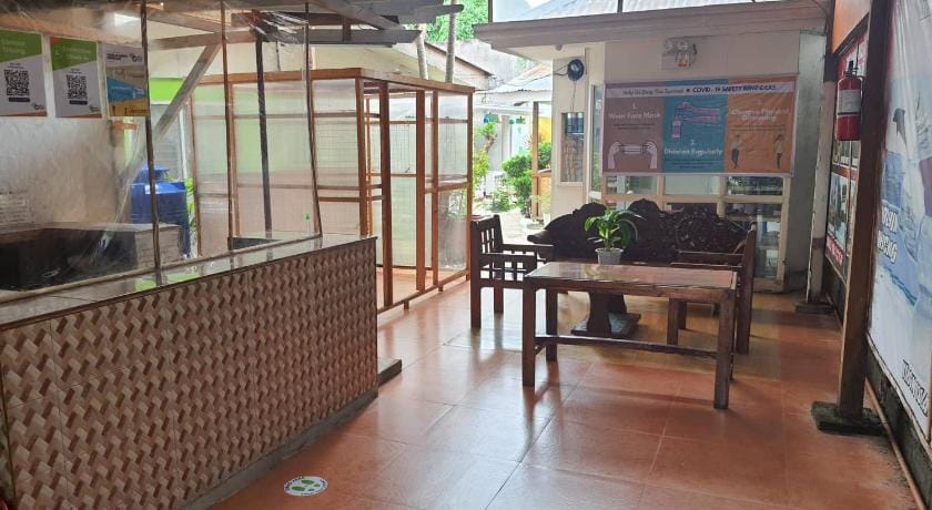 Ging Ging Homes Alona Beach Bed and Breakfast in Panglao