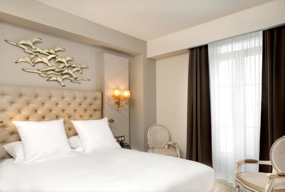 Grand Hotel Des Sablettes Plage, Curio Collection By Hilton Hotel in La Seyne-sur-Mer