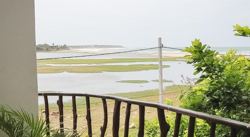 Sunset View Beach Hotel Bed and Breakfast in Sri Lanka