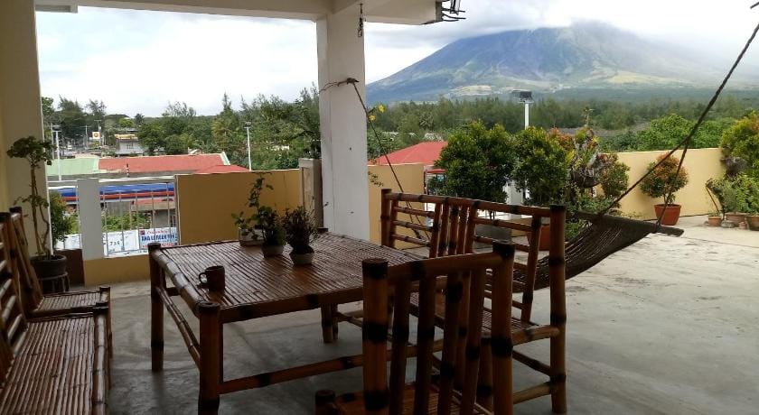 Mayon Lodging House Inn in Bicol