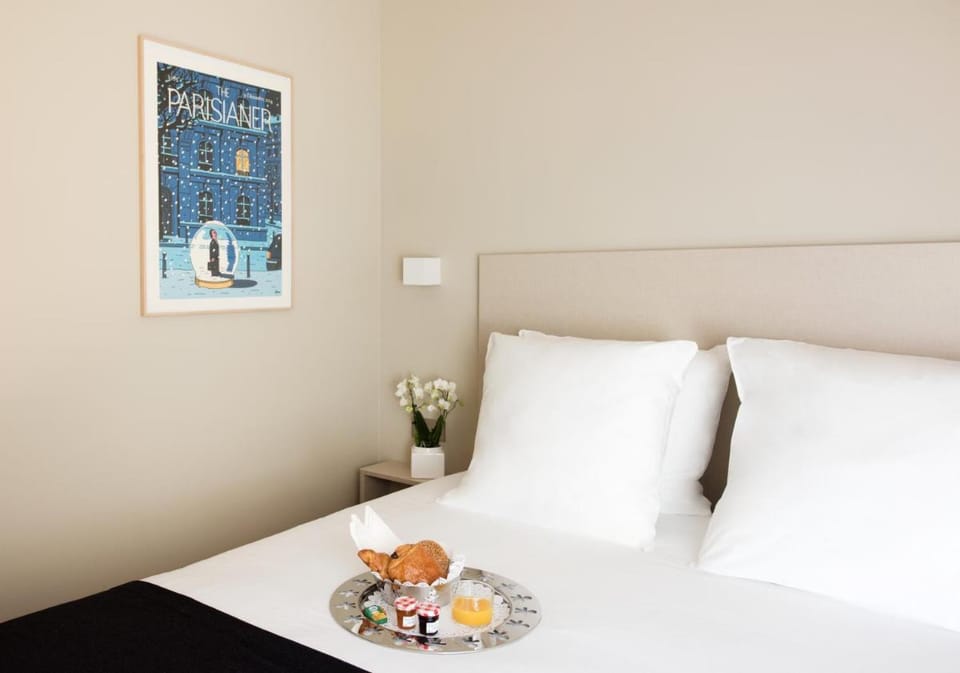 Suites & Hôtel Helzear Etoile Hotel in Paris