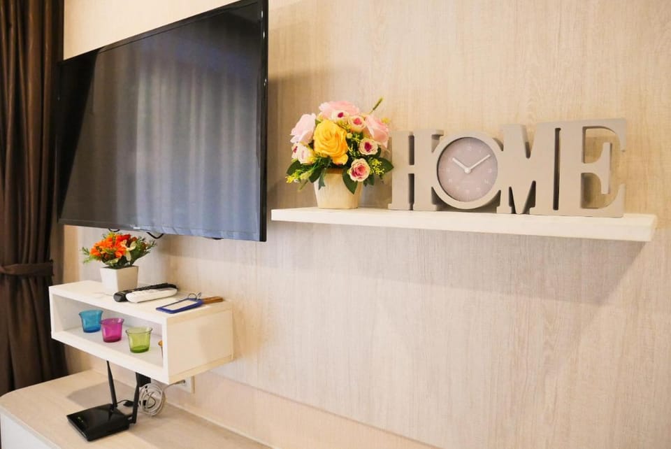 Seven Seas Resort Pattaya & Sofa bed Apartment in Pattaya City
