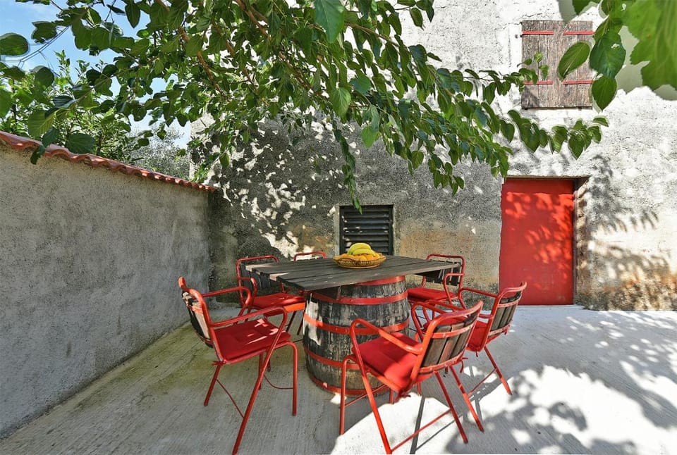 House Monteci 1378 Vacation rental in Pula