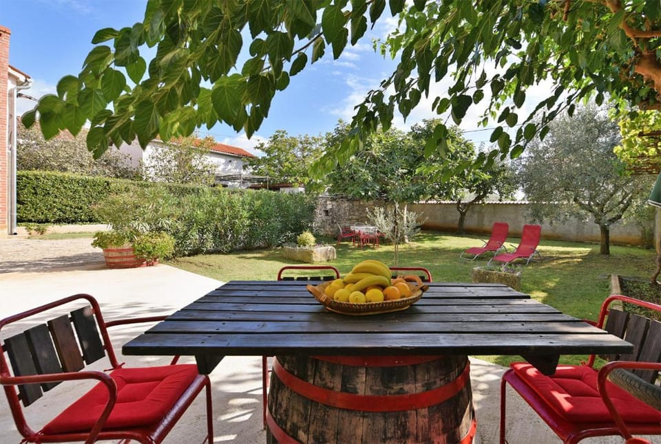 House Monteci 1378 Vacation rental in Pula