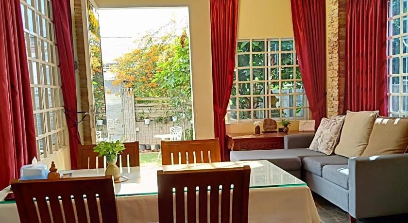 KOL House Bed and Breakfast in Phnom Penh Province