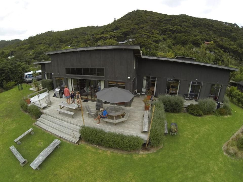 Piha Beachstay Accommodation Vacation rental in Auckland