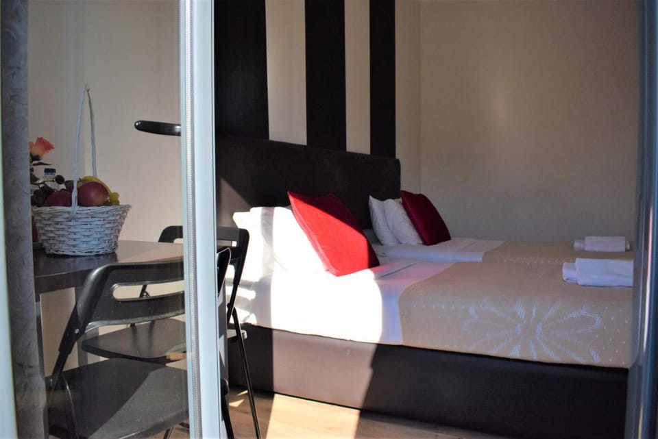 Universo Romantico Bed and Breakfast in Lisbon