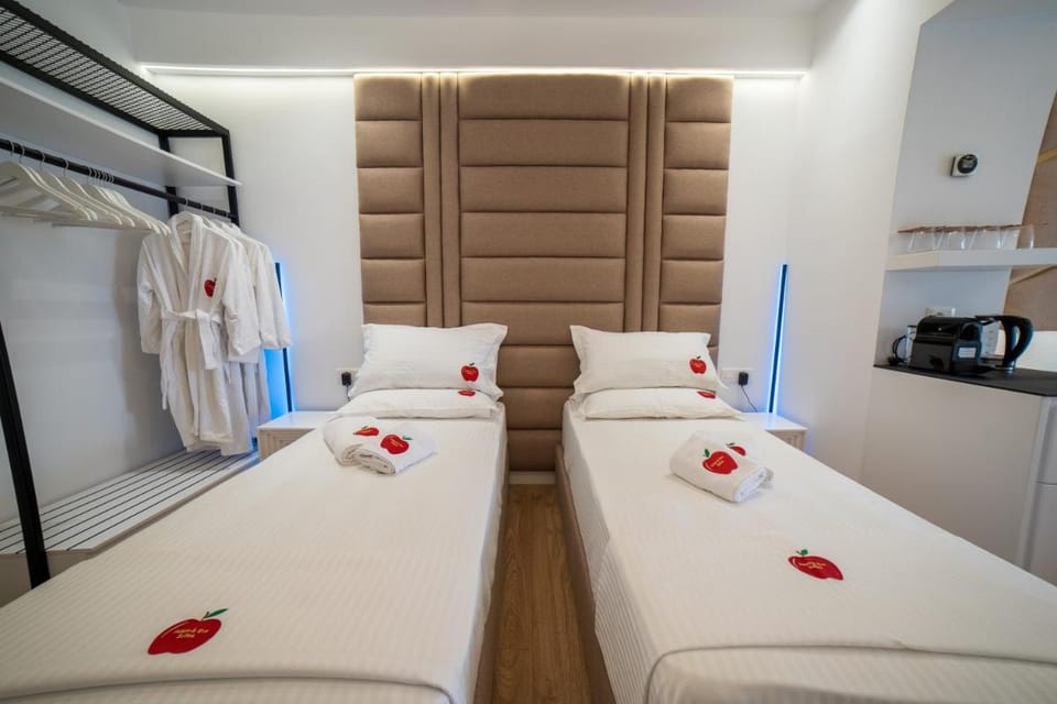 Adam & Eve Suites Apartment in Sarandë