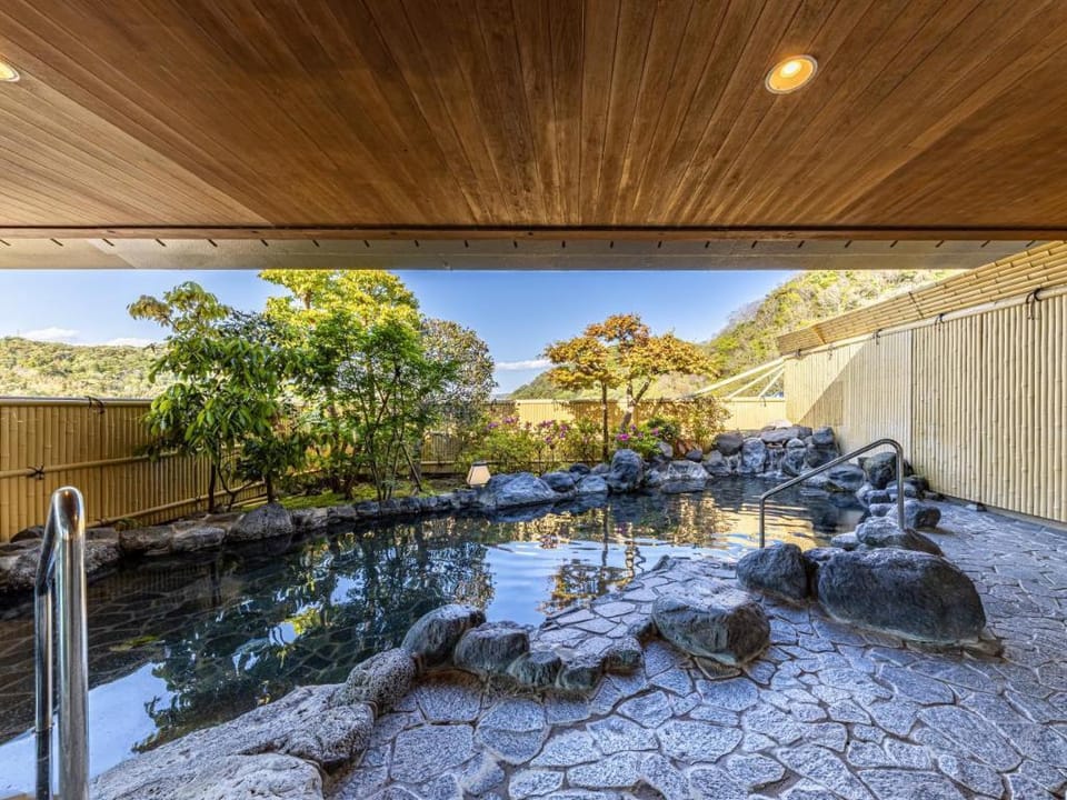 Shuzenji Onsen Katsuragawa Hotel in Shizuoka Prefecture