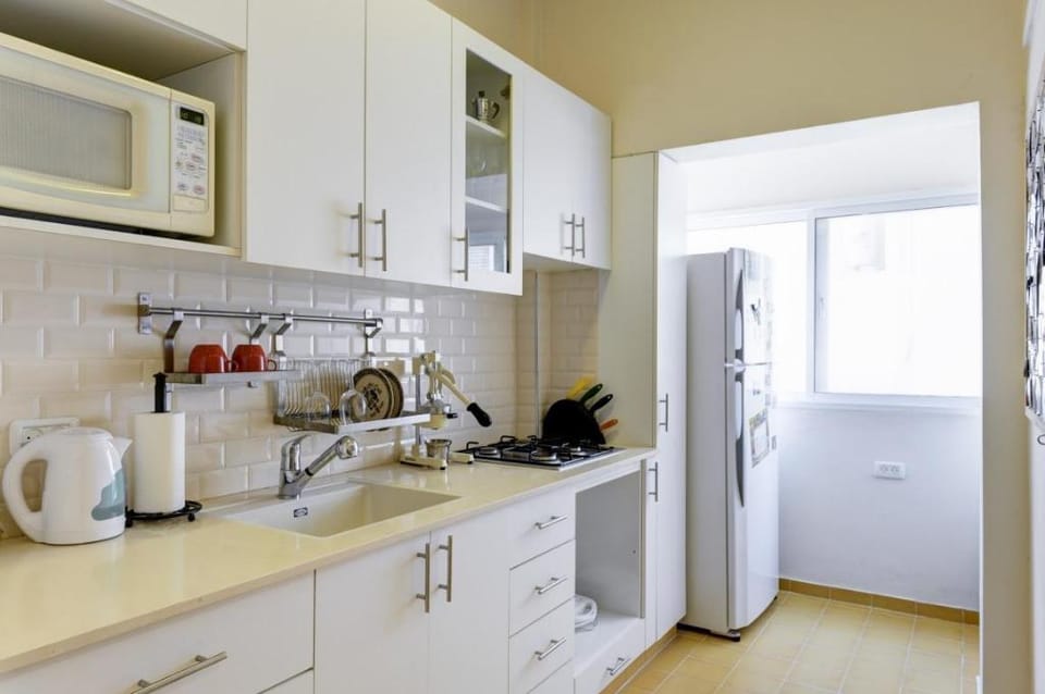 Beautiful 1BR on Dizengoff St. Apartment in Tel Aviv-Yafo