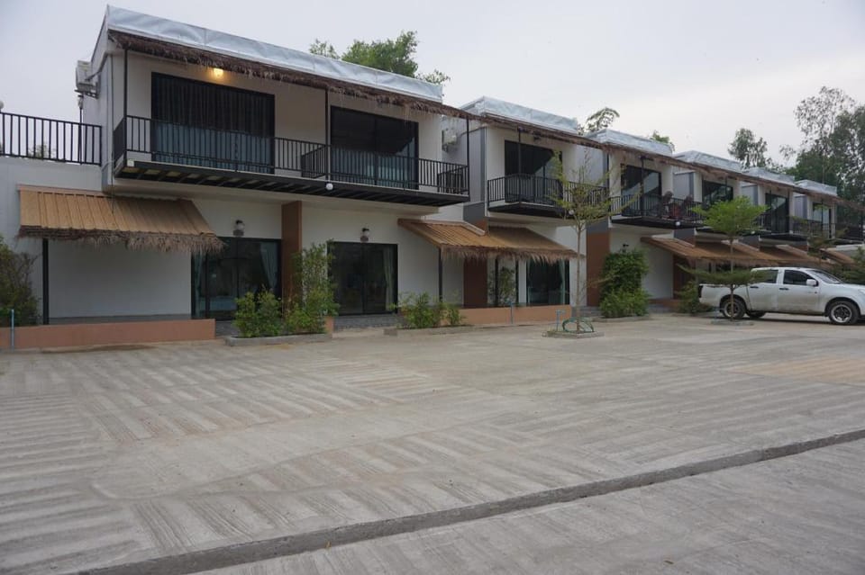 Suwi Coco Ville resort Hotel in Laos