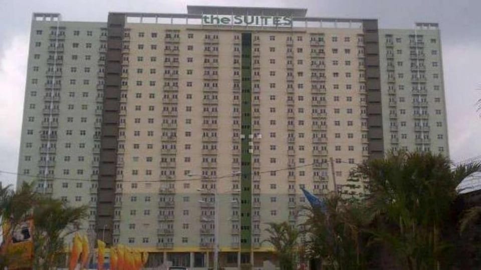 Two Bedroom The Suite Metro Apartment - Yudis Apartment in Bandung