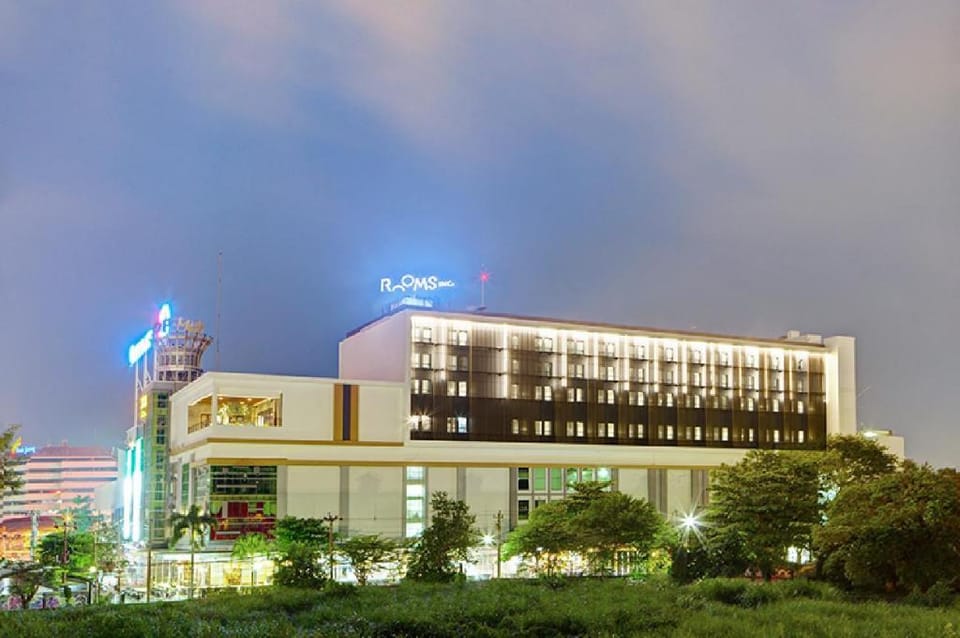 Rooms Inc Hotel Pemuda Hotel in Indonesia