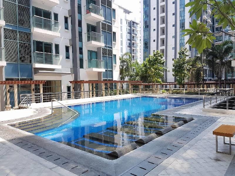 Airport Condo at Two Palm Tree Villas Apartment in Pasay