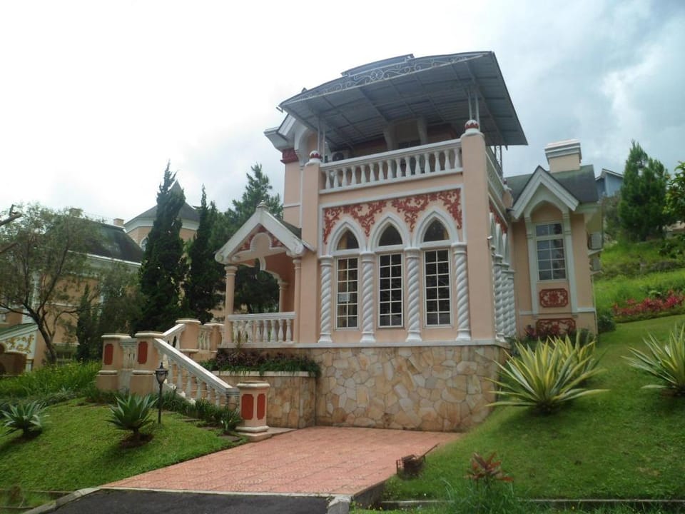 Villa Kota Bunga Lavender Hotel in West Java