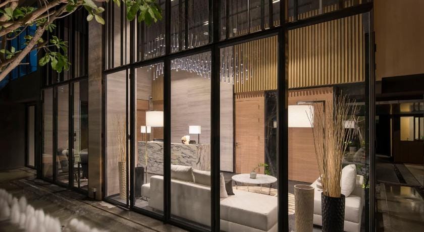 Cross Vibe Pattaya Seaphere Hotel in Pattaya City