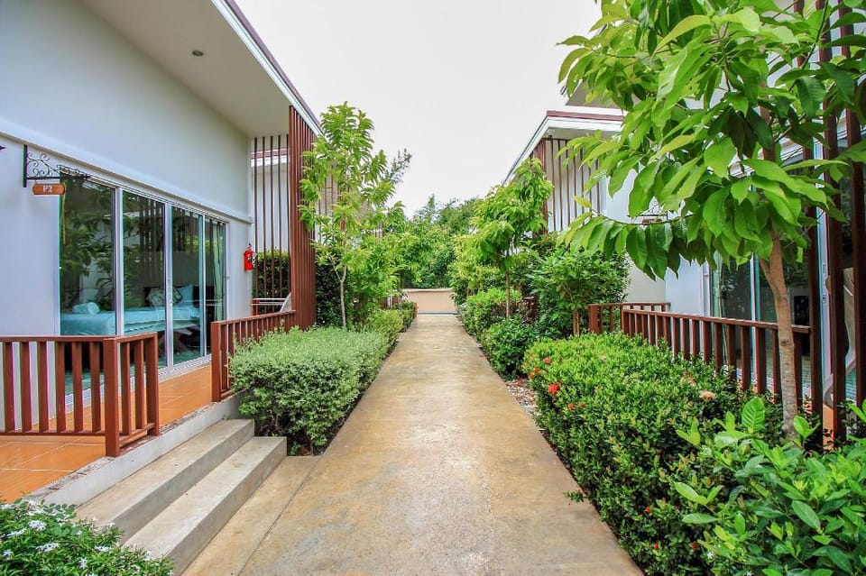 Baanloksouylokchay Hotel Hotel in Hua Hin District