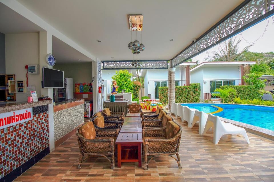 Baanloksouylokchay Hotel Hotel in Hua Hin District