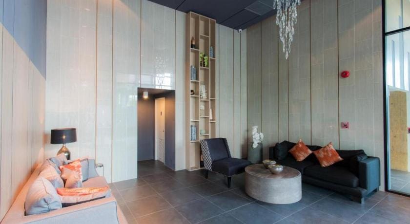 6th Avenue Surin Condominium Apartment in Choeng Thale