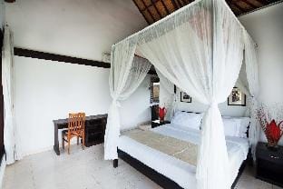 Pondok Anastasia, 2 BR Villa with Private Pool Villa in Ubud