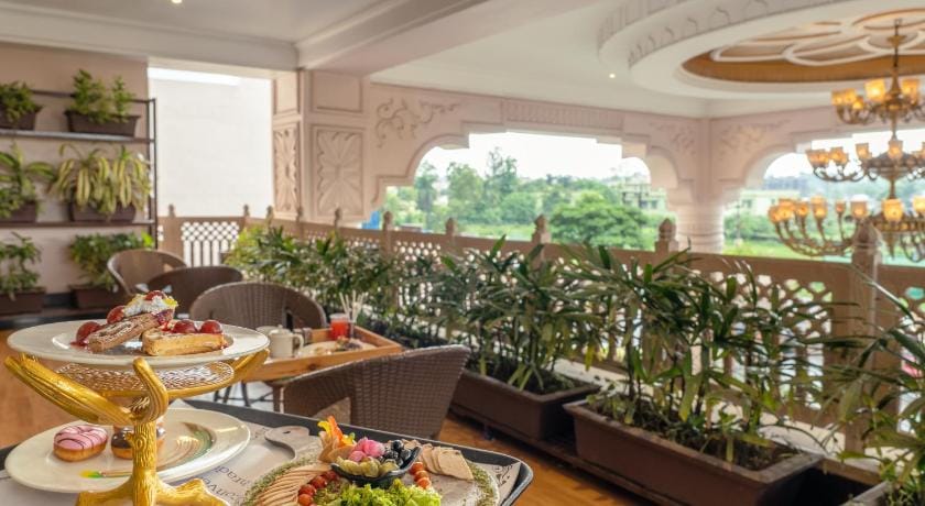 LP Vilas Hotel in Dehradun