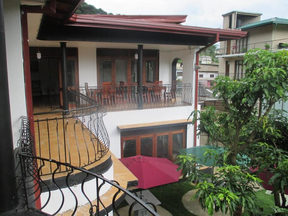 New Kandy Residence Hotel in Kandy