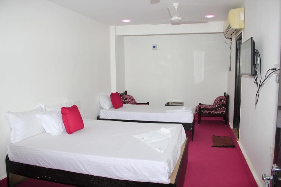 Hotel Pink Chennai Hotel in Chennai