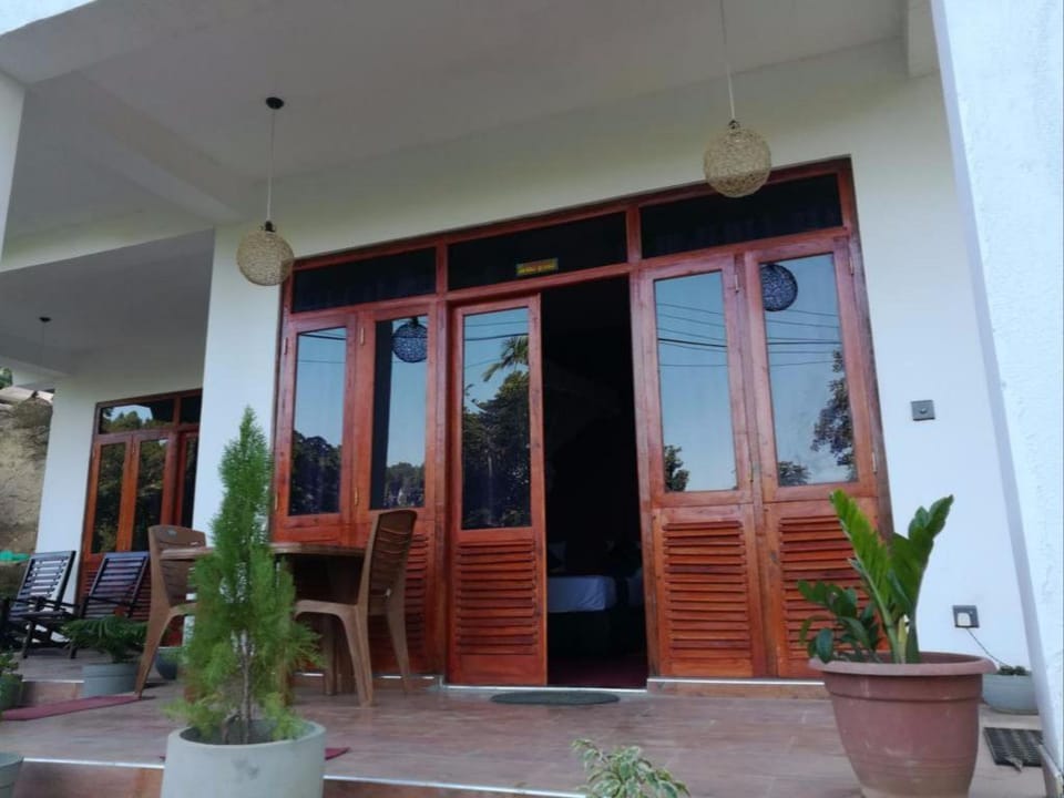 mc queen homestay Vacation rental in Uva Province, Sri Lanka